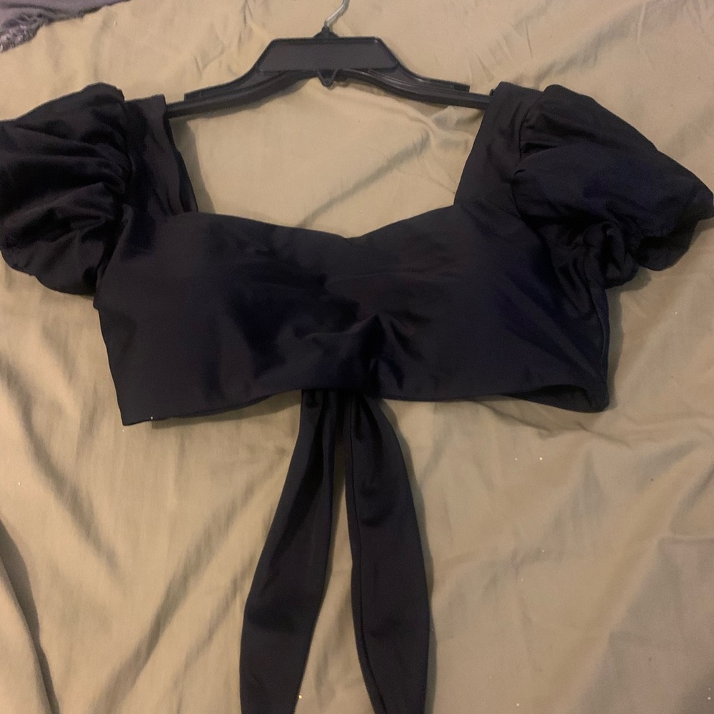 Elegant Black Puff Sleeve Swim Top